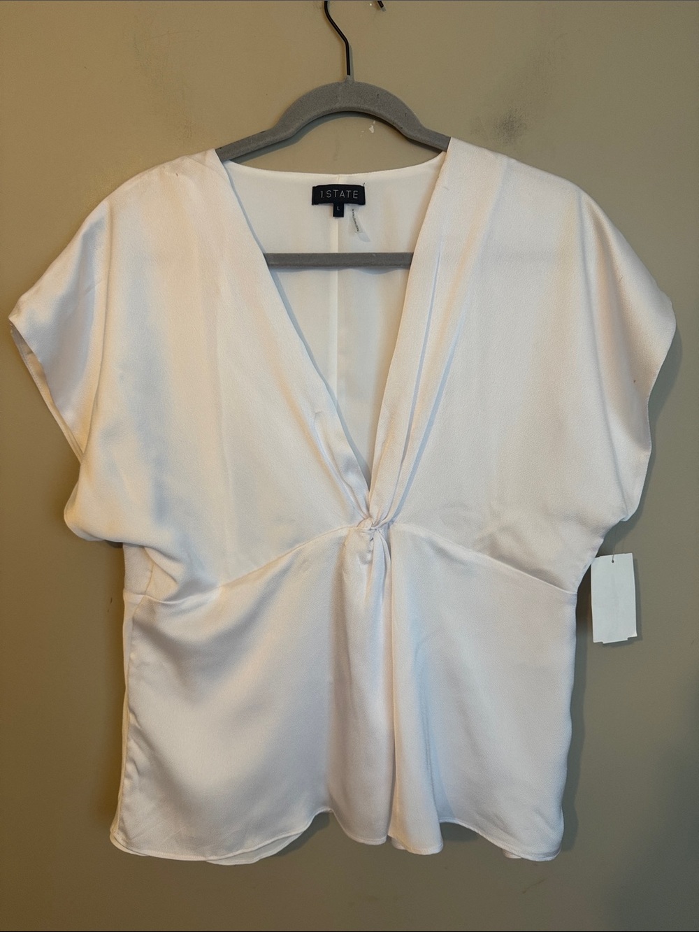 1.STATE white satin-finish v-neck blouse with twist-front detail, size Large